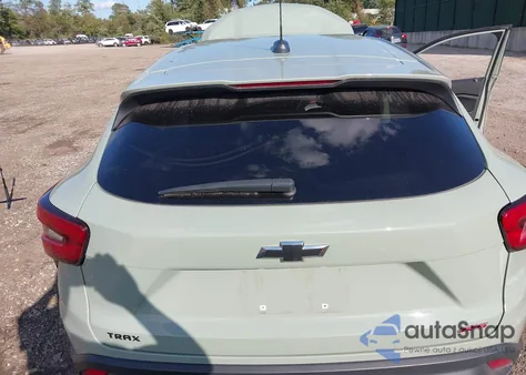 2024 Chevrolet Trax Fwd 1Rs из США, поврежденный, VIN KL77LGE24RC105237